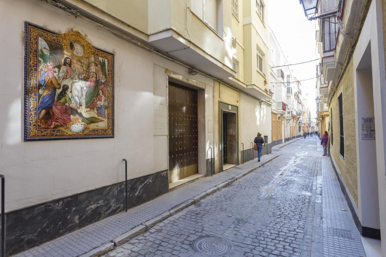 Apartment Con Patio En Centro Cadiz